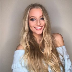 Meet your Posher, Adriana